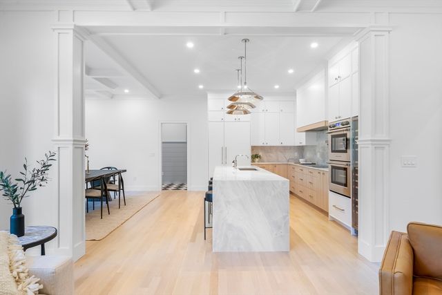 92 Hill St, Lexington, MA 02421