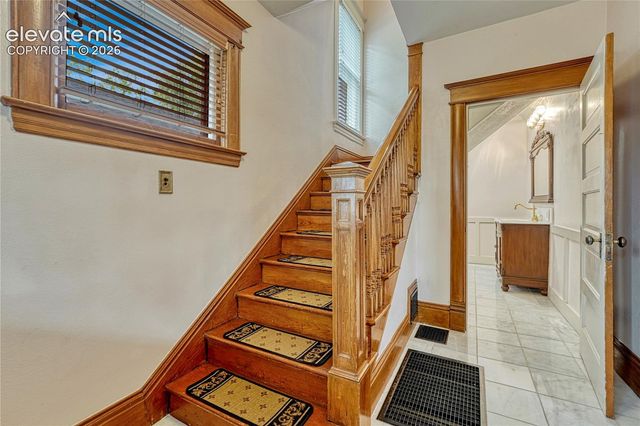 232 E Washington Street, Colorado Springs, CO 80907