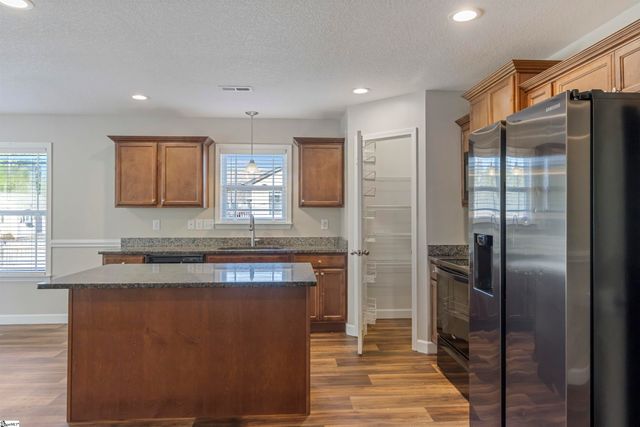 129 Fruitridge Trail, Inman, SC 29349