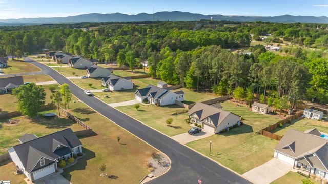 129 Fruitridge Trail, Inman, SC 29349