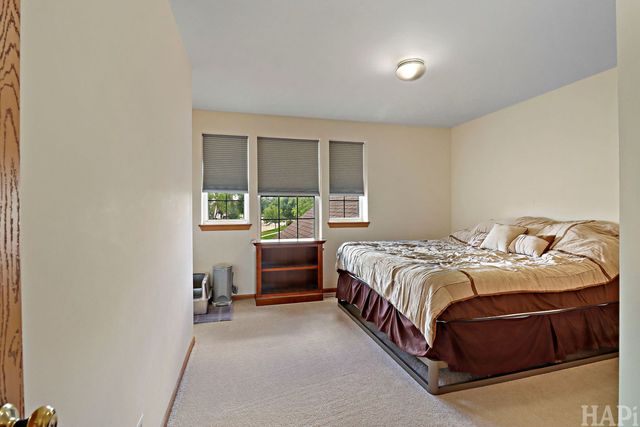 2164 W Waterford Court, Round Lake, IL 60073