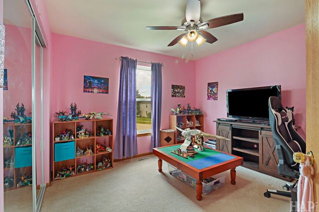 2164 W Waterford Court, Round Lake, IL 60073