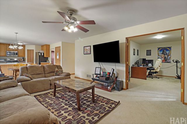 2164 W Waterford Court, Round Lake, IL 60073