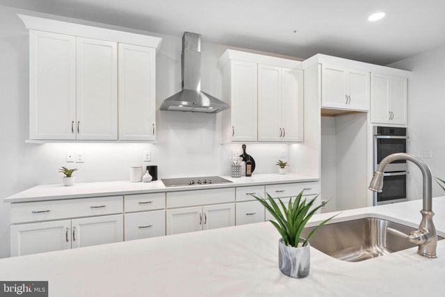 0002 LEAHY DR, Newark, DE 19711