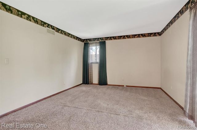 1309 Ashover Drive, Bloomfield Hills, MI 48304