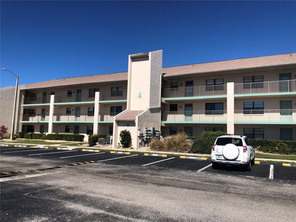 175 KINGS HIGHWAY 411, Punta Gorda, FL 33983