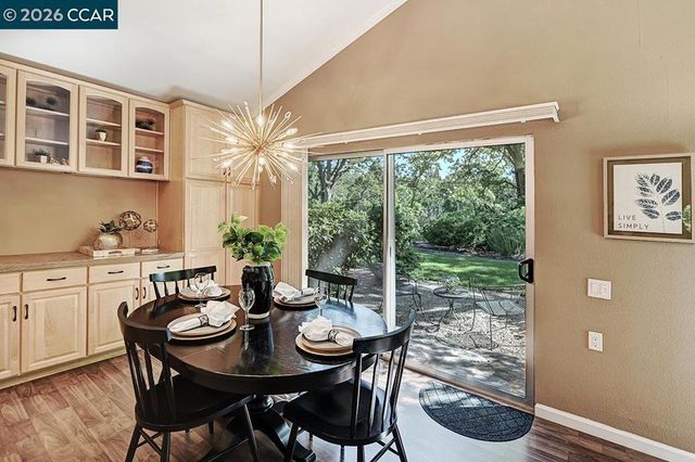 2152 Tice Creek Dr. 4, Walnut Creek, CA 94595