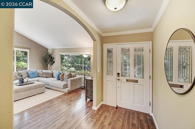 2152 Tice Creek Dr. 4, Walnut Creek, CA 94595