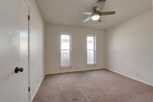 8037 Willow Creek Boulevard, Oklahoma City, OK 73162