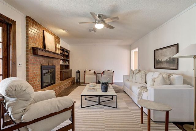 8037 Willow Creek Boulevard, Oklahoma City, OK 73162