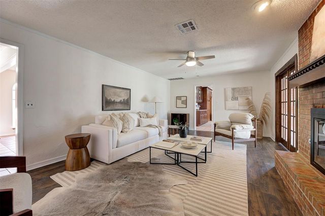 8037 Willow Creek Boulevard, Oklahoma City, OK 73162