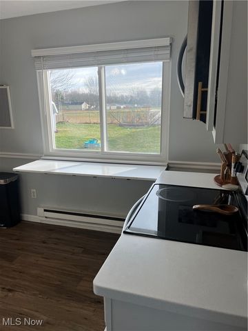 475 Carol Lane, Elyria, OH 44035