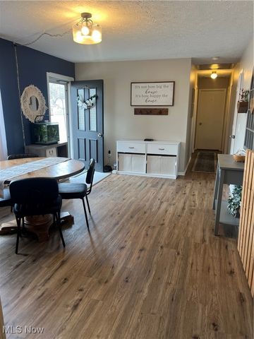 475 Carol Lane, Elyria, OH 44035