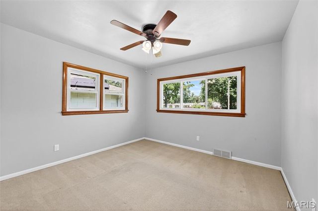 800 Crowder Drive, Florissant, MO 63031