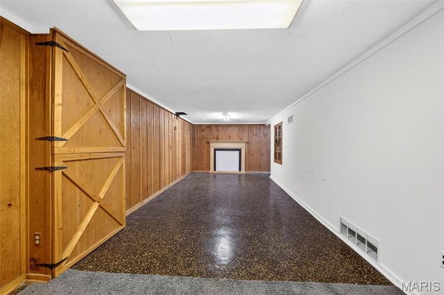 800 Crowder Drive, Florissant, MO 63031
