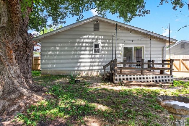 800 Crowder Drive, Florissant, MO 63031