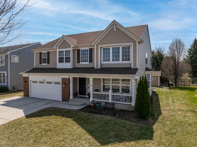 1863 Lake Bluff Lane, Pingree Grove, IL 60140