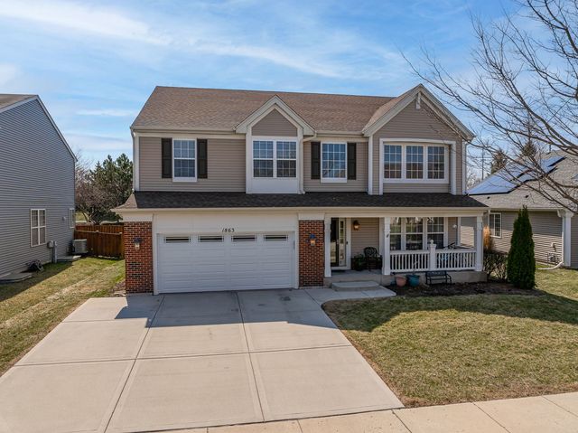 1863 Lake Bluff Lane, Pingree Grove, IL 60140