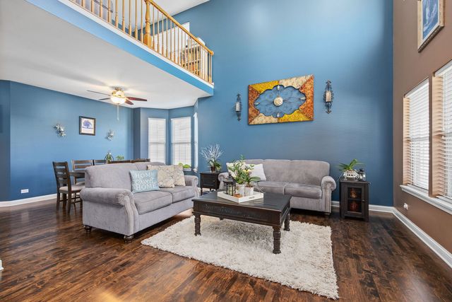 1863 Lake Bluff Lane, Pingree Grove, IL 60140