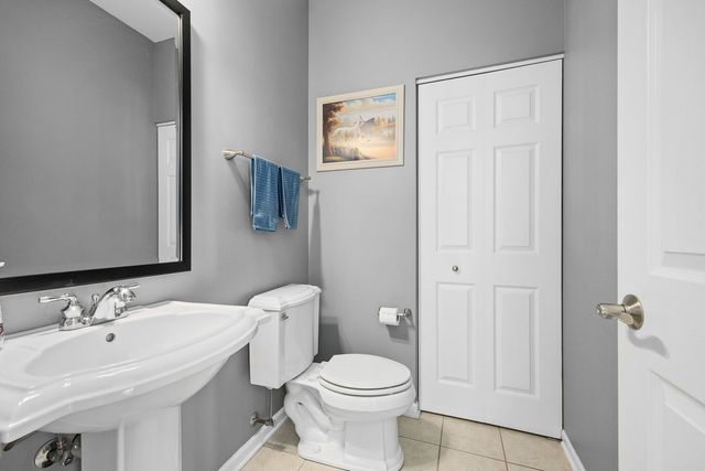 1863 Lake Bluff Lane, Pingree Grove, IL 60140