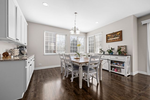 1863 Lake Bluff Lane, Pingree Grove, IL 60140