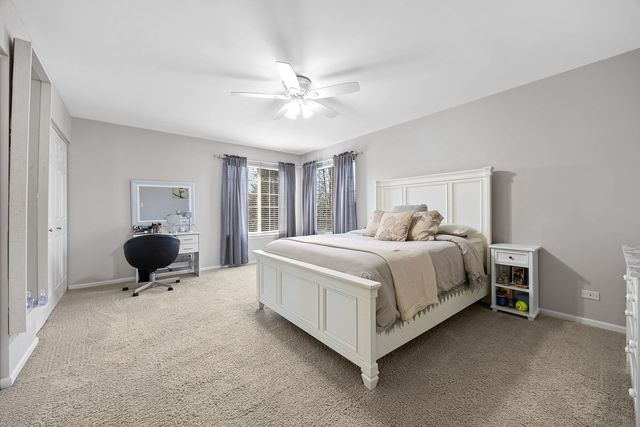 1863 Lake Bluff Lane, Pingree Grove, IL 60140