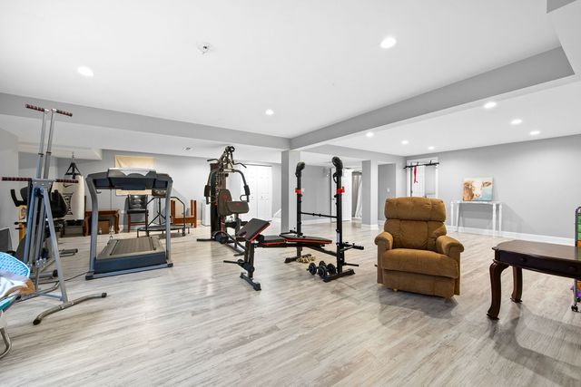 1863 Lake Bluff Lane, Pingree Grove, IL 60140