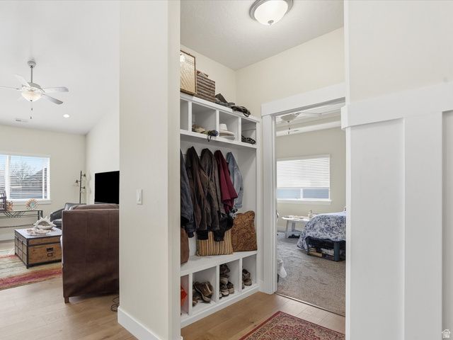 2877 W 4200 S, Roy, UT 84067