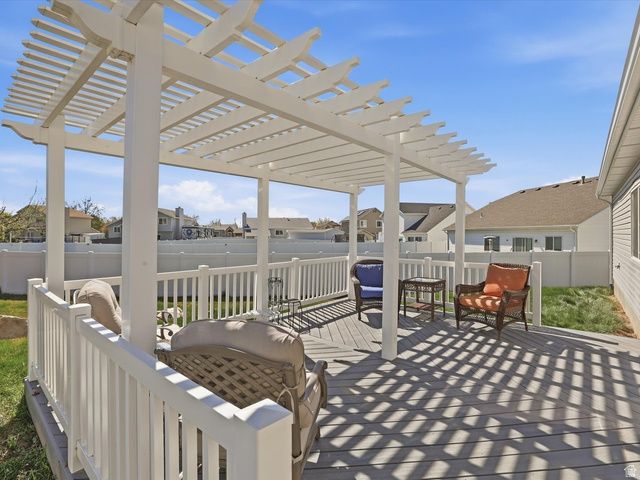 2877 W 4200 S, Roy, UT 84067