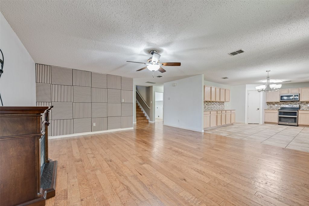 1629 Baxter Springs Drive, Fort Worth, TX 76247 — photo 5