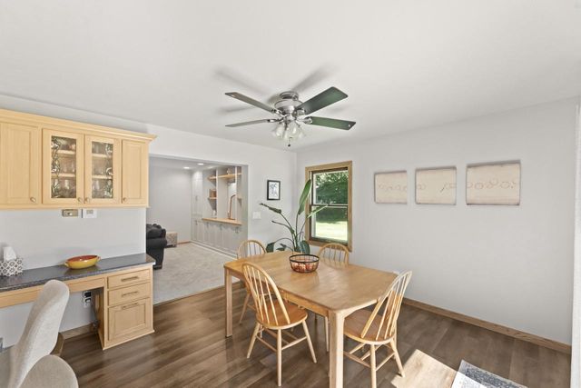 N8104 LaSalle CIRCLE, Oconomowoc, WI 53066