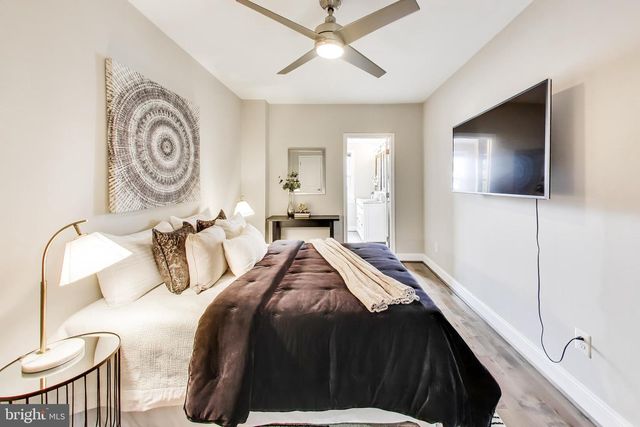 317 TODD PL NE, Washington, DC 20002