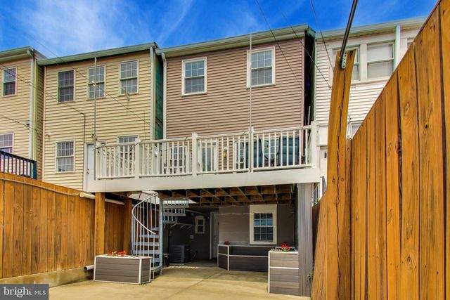 317 TODD PL NE, Washington, DC 20002