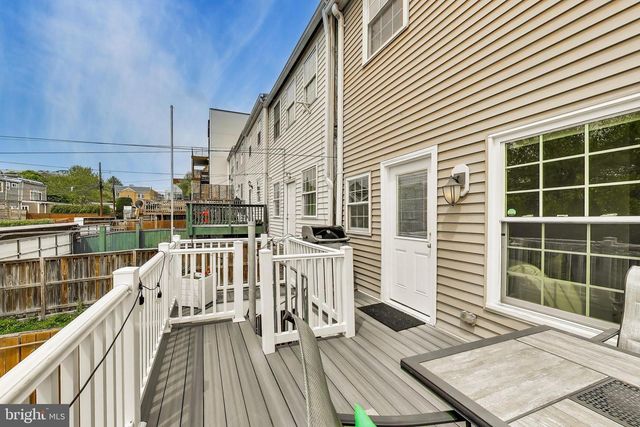 317 TODD PL NE, Washington, DC 20002