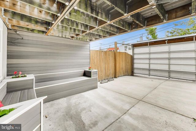 317 TODD PL NE, Washington, DC 20002