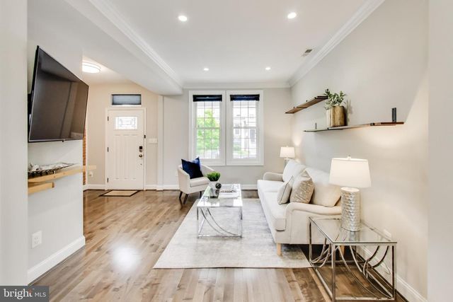 317 TODD PL NE, Washington, DC 20002