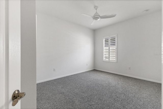 4806 LAKE BREEZE TERRACE, Sarasota, FL 34243