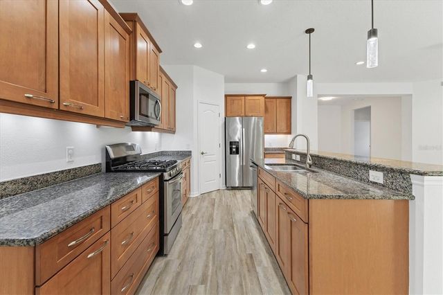 4806 LAKE BREEZE TERRACE, Sarasota, FL 34243