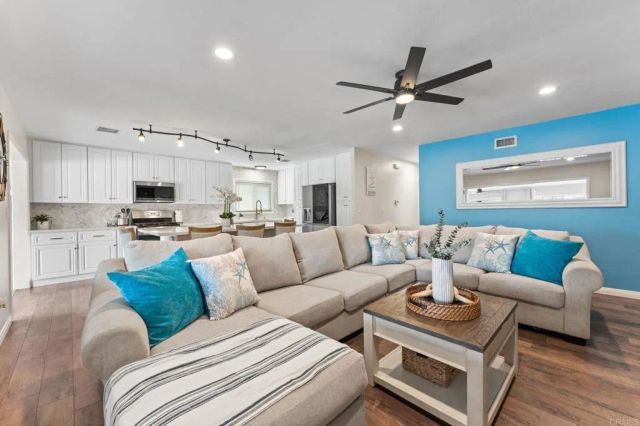 157 Lakeview Avenue, Spring Valley, CA 91977