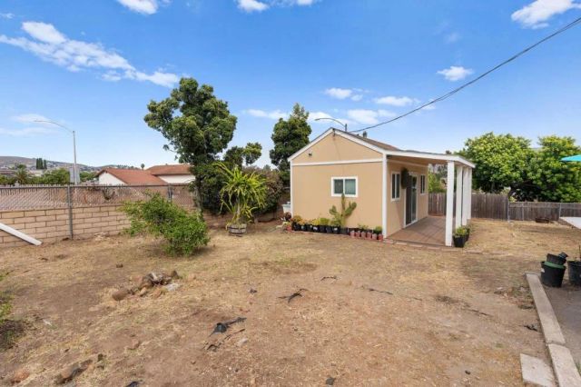 157 Lakeview Avenue, Spring Valley, CA 91977