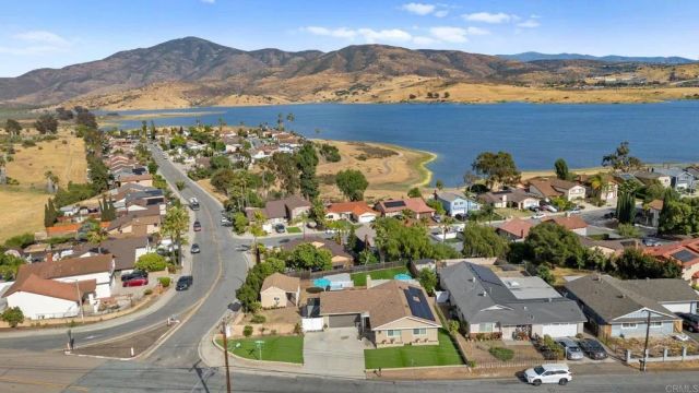 157 Lakeview Avenue, Spring Valley, CA 91977
