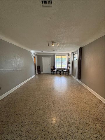 316 SW 2nd Ter 0, Hallandale Beach, FL 33009