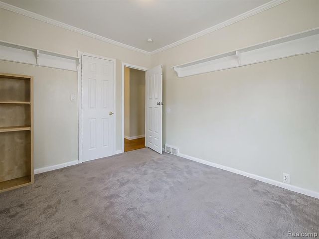 9005 Deering Street, Livonia, MI 48150