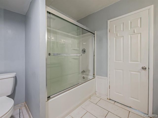 9005 Deering Street, Livonia, MI 48150