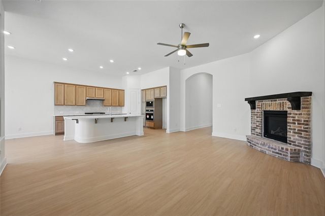 5064 Westhaven Circle, Denison, TX 75020