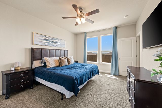 160 Tanager Drive, Rhome, TX 76078