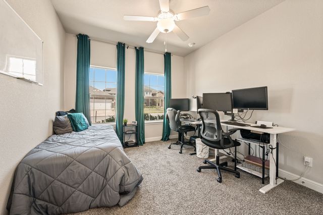 160 Tanager Drive, Rhome, TX 76078