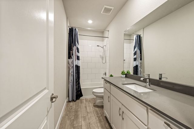 160 Tanager Drive, Rhome, TX 76078