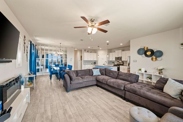 160 Tanager Drive, Rhome, TX 76078