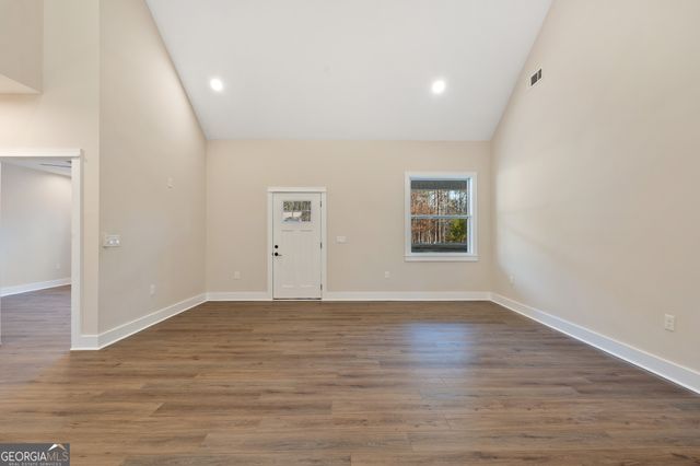 277 Cole Forest Boulevard, Barnesville, GA 30204